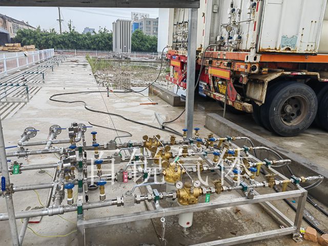 U47氫氣魚(yú)雷車(chē)減壓裝置